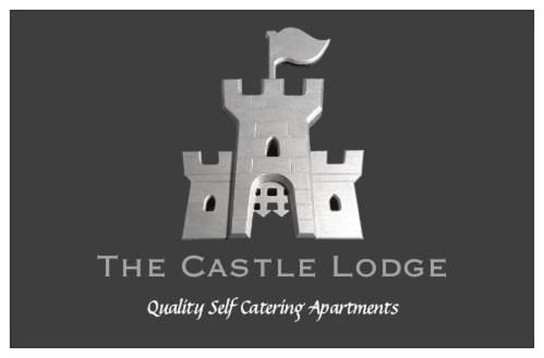 The Castle Lodge Tredegar Экстерьер фото